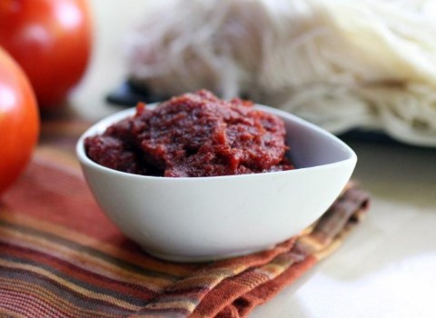تصویر 1 از قیمت خرید  رب گوجه روژین کرمانشاه + فروش ویژه